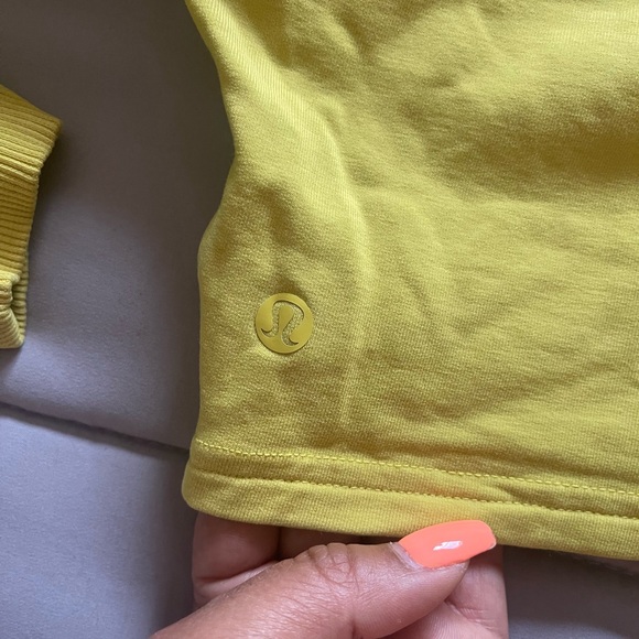 Lululemon all yours cropped hoodie size 10 - Picture 7 of 7